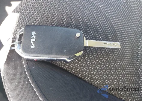 2024 Kia Forte Lxs z USA, uszkodzony, nr VIN 3KPF24AD4RE735808